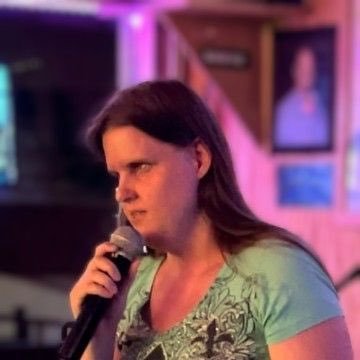 I've been blind since birth, I'm a singer songwriter and author. https://t.co/LvOZPJ73JN