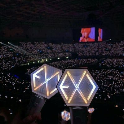 EXO-Ls Annyeong 🥳 This new account  dedicated for EXO🤍 Do follow  & support us in the future🥰