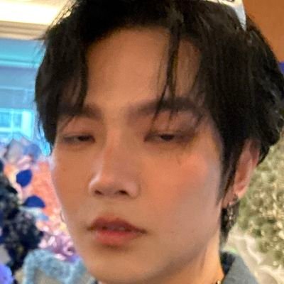 FanyJfany8's profile picture. If I don't love myself, how sad would the person who loves me be?