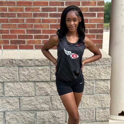 C/O 24||Clinton High School T&F🏹|| 60m - 7.71|| 100m - 12.07|| 200m - 24.93|| instagram - soopretty.t || email - nakirstenh24@gmail.com||