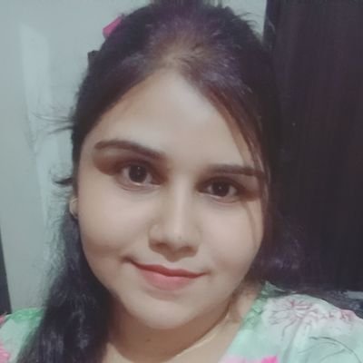 Auther
हो अभी से उदास क्यूँ चंद लोगों से बिछड़कर ??
अभी तो सफ़र में तन्हा और तन्हा और तन्हा होना है.........................