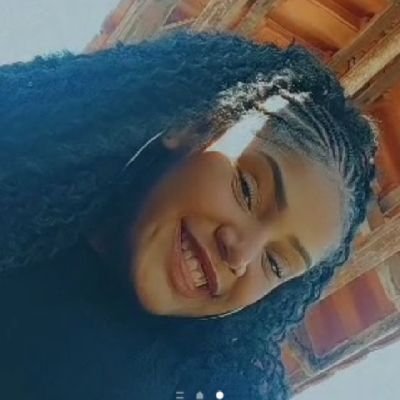 raquelll's profile picture. 🦋