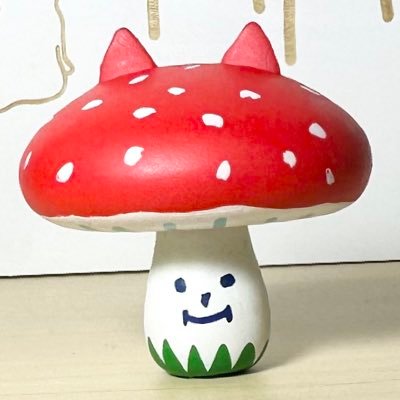 ガチャガチャやミニチュアが大好きなホモサピエンス。 家にあるお気に入りのガチャや新しく引いたガチャを図鑑みたいに紹介します。みんなのお気に入りのガチャガチャやミニチュアなんかも知りたいです。