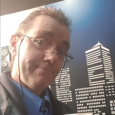MTHartMagic's profile picture. 
