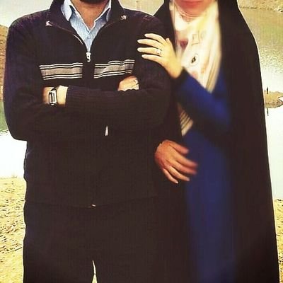 گذشته هایت را ببخش
زیرا آنان همچون کفش های کودکی ات
نه تنها برایت کوچکند
بلکه تو را از برداشتن گام های بزرگ بازمی دارند .! 😝