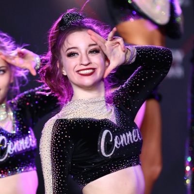 violencetemple's profile picture. she/her