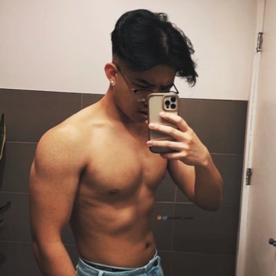 21m college asian boy posting sexy content for you 😏💦 | OF Solo Male Content Creator | only account | 🔞 NSFW | DM for mutual