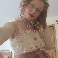 Flora Flynn(@wisedolly) 's Twitter Profile Photo