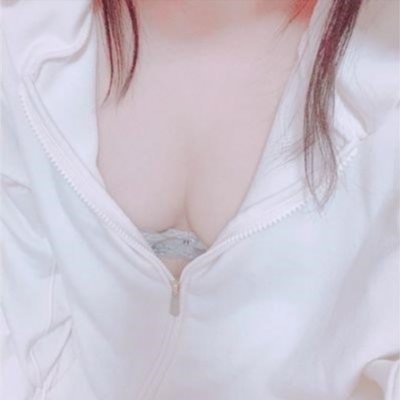 普段はまじめに働いてるOLです🚺こっそりかわいくいやらしく🐥
おちん●んください▷https://t.co/vdZ95U1hH8
【PR】 ※18禁