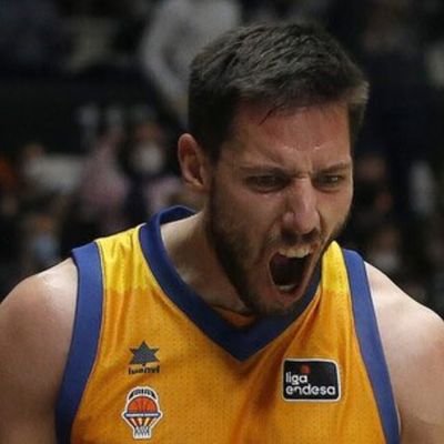 Seguidor del @valenciacf y del @valenciabasket
⚽️⚽️🏀🏀