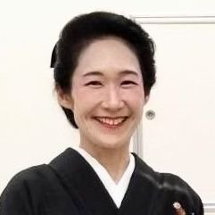 〜日本に残したい❛和の心❜をお伝えさせて頂きます〜
👘まずは体験から
👘オンライン対応→ストアカ講座➡️
https://t.co/gDybbGqjCX

LINE公式ｱｶｳﾝﾄ➡️https://t.co/AAL8N3v989