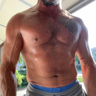 49 year old daddy. vers🐷😈 Own my daddy side. DM open-no permission to use pics! searching for partner in crime🔥