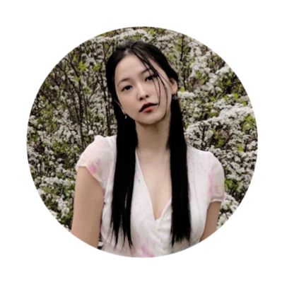 ⠀• ┈ ୨୧ 𝓡 𝐎𝐋𝐄𝐏𝐋𝐀𝐘 ⌕ ˒ 𝐊𝐢𝐦 𝐘𝐞𝐫𝐢𝐦 :: . ✦ 她是完美的定义 and 𝗯𝗿𝗶𝗴𝗵𝘁𝗻𝗲𝘀 up everyone’s day with her 惊人 𝘀𝗺𝗶𝗹𝗲 .๑