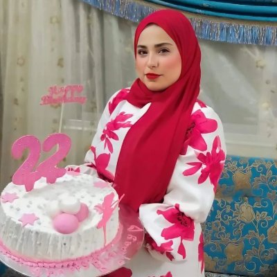 لما اتفرّقت العقول كل واحد عجبه عقله، ولما اتفرّقت الأرزاق ما حدا عجبه رزقه