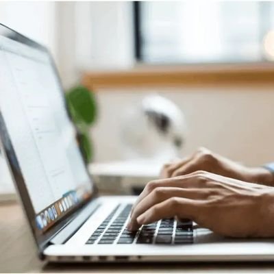 thaqi2025's profile picture. Playing Volleyball