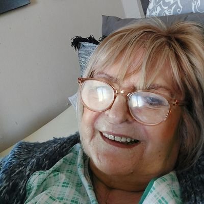 berthehenry's profile picture. C moi I tu me  vois pas xherche tu me trouveras. lol.   moi lol,