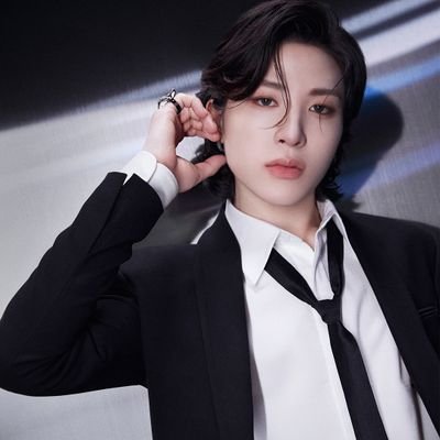 shenakim99's profile picture. 