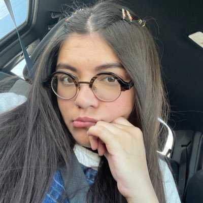 spookymulderr's profile picture. ♡SHE/THEY ♡ 🇲🇽undocumented, disabled, vegan, queer♡ Black Lives Matter and ACAB!