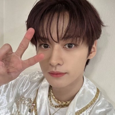 starskzs's profile picture. stray kids everywhere all around the world ~ she / her