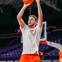 Jake (@jake_heidbreder) 's Twitter Profile