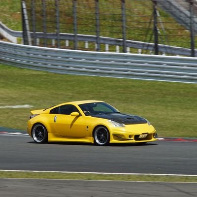 z33前期ver.s末期色乗ってました。
いつかまたZに。
ごく稀にロードバイクや釣り
秋冬は釣りやってます。
ジェフサポ