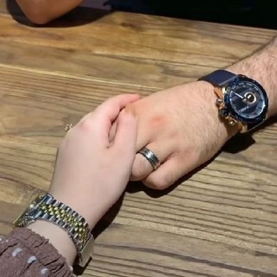 P1IE5VZal0Q174q's profile picture. مُؤلم عندما يقول لك الناس كن قوياً وليس لديهم أي فكرة عن صعوبة ما تمُر به !💔