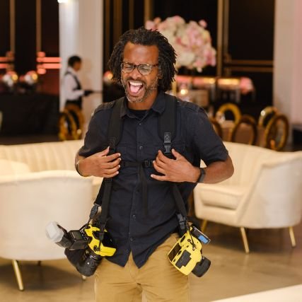 Photographer of all things.
@1306studio
ΑΦΑ - ΗΜ | UH Alum
Footballer. Aspiring #Kabaddi Raider.