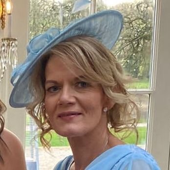 deedunphy1965's profile picture. 