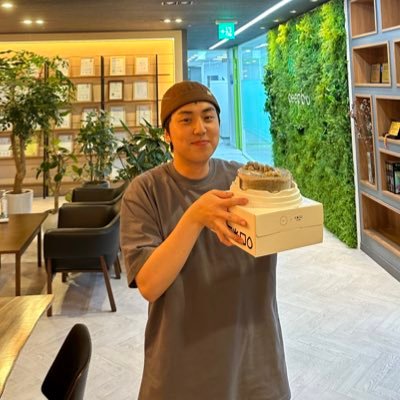 studying learning with noisy stimuli with @YulKang1. undergrad 4th @KAISTofficial bio/AI/EE. NYU Fall 2024 research intern at Cristina Savin lab.