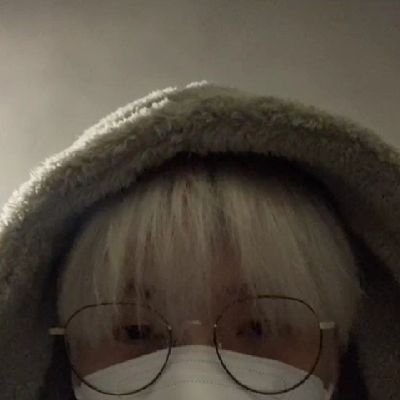 tengo tres neuronas i las tres m dicen jisung, jisung, jisung