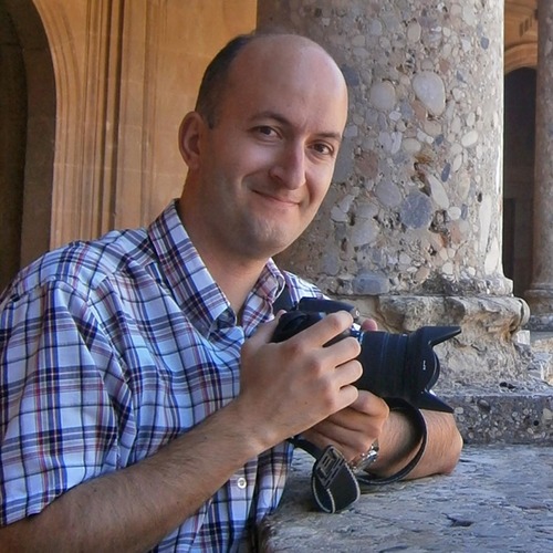 OscarIzBar's profile picture. Periodista en proceso de reciclaje laboral. Me gusta observar, escuchar, investigar, comunicar… porque algo queda. La vida son dos días: ¡aprovéchala!