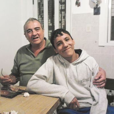 honesto y bastante autoperceptivo, pero ando por la vida con una cara de pelotudo terrible