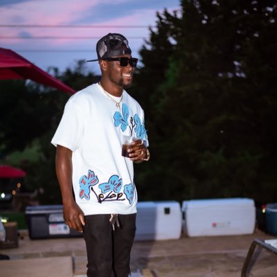 princelino4's profile picture. refuse to be broke