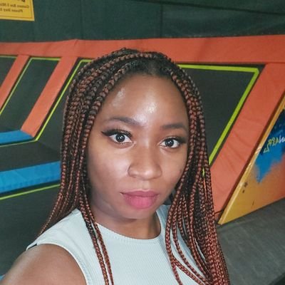 lovelyenergy11's profile picture. Reporting LIVE from your heart 🧡