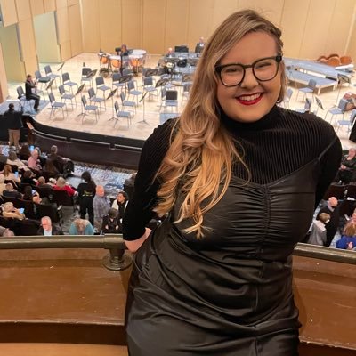 Labor, Apprenticeship and Workforce Advocate ✨Training & Technical Assistance at the Urban Institute ✨ Grad Student Rutgers SMLR✨ Trekkie ✨ Opinions my own