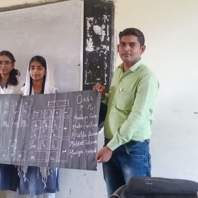 neyazah18724805's profile picture. डिग्रियां तो तालीम के खर्चों की रसीदें हैं 
इल्म वहीं है , जो किरदार में झलकता है ❤️