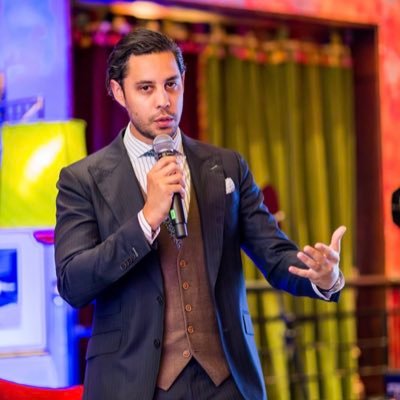 adrianmaderor's profile picture. Tu mamá es árbitro. Yo, soy de Chihuahua. Me gusta el Queretaro Fútbol Club y los Dodgers.