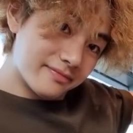 dailytaesoup's profile picture. taehyung spilling his soup until bts comes back