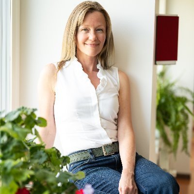 tiinatosens's profile picture. Assoc. prof in plant ecophysiology, fascinated about the cornerstone of life on Earth - PHOTOSYNTHESIS.
Estonian University of Life Sciences