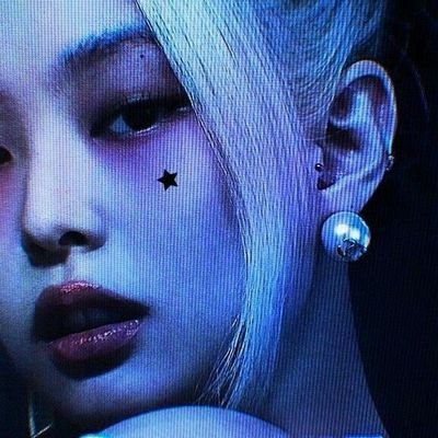 JENNIE_RUBY_110's profile picture. 