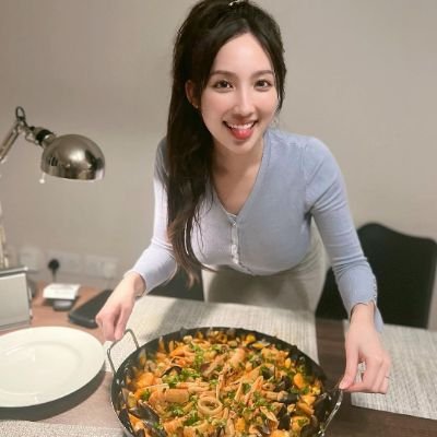 wakana079534435's profile picture. なぜ私はあなたを好きなのか？ 何度も自問自答しましたが、答えはわかりません。ただ、あなたにメッセージを送ると心が安らぎ、無視されると腹が立つということだけはわかります。