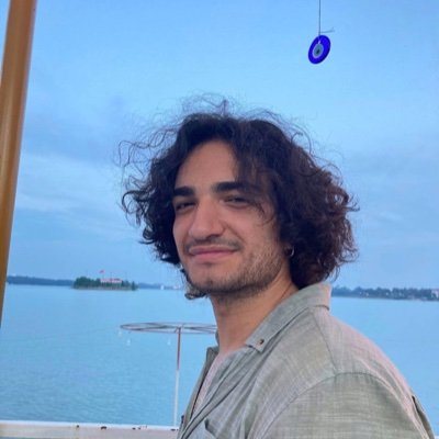 jun_omersoylu's profile picture. Junior Developer.
This account is about my frontend development learning journey.