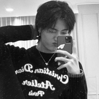 onmywaygo's profile picture. studytwt || soon to be 10th grader