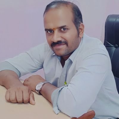 bulllking's profile picture. Partly anxious and partly numb. Overthinking is my shadow. Panchakarma Specialist, Associate Professor. Karma believer.