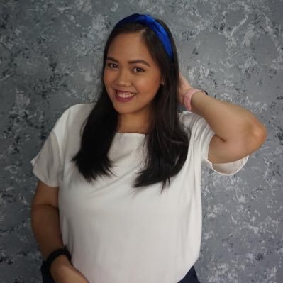 Freelance theater actor/teacher, Musical Director/ Voice Coach, YouTube Vlogger: abigailsulit, Make-up enthusiast, Workaholic 💙