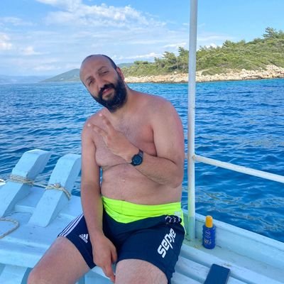 Okumayan milletin canına okuyorlar..
Almancayı tanırım.. ingilizceyi nerde görsem tanırım