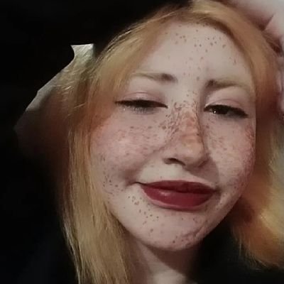 bitmissinzeeyn's profile picture. aura ve cilve öyle herkeste olmuyor tatlım