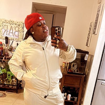 👻 Thatminnienigga. WAKE UP HIT MY KNEES AND I PRAY BECAUSE HE FINALLY MADE A WAY 🙌🏾💪🏾
