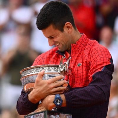 Big Novak Djokovic fan since 2008 ❤️ Followed by Nole on Twitter 🥰 Watched Nole live for the first time in RG 2023 🏆2️⃣3️⃣➕1️⃣
