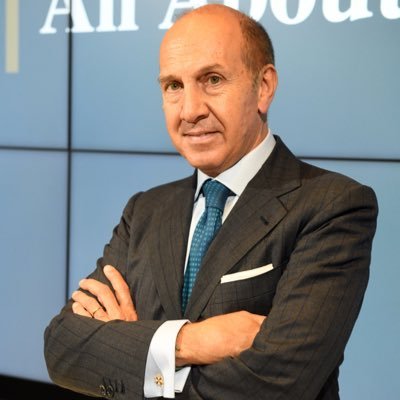 Presidente di Ambromobiliare S.p.A. / Consigliere del circolo “Scherma Cariplo - Piccolo Teatro di Milano ASD” Milano / Sommelier AIS non professionista